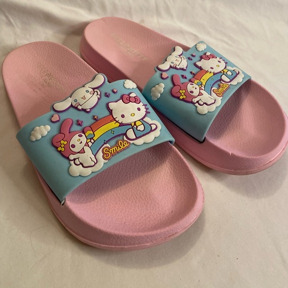 Hello Kitty and Friends by Sanrio slide pink sandals size 35-36 - Picture 1 of 7